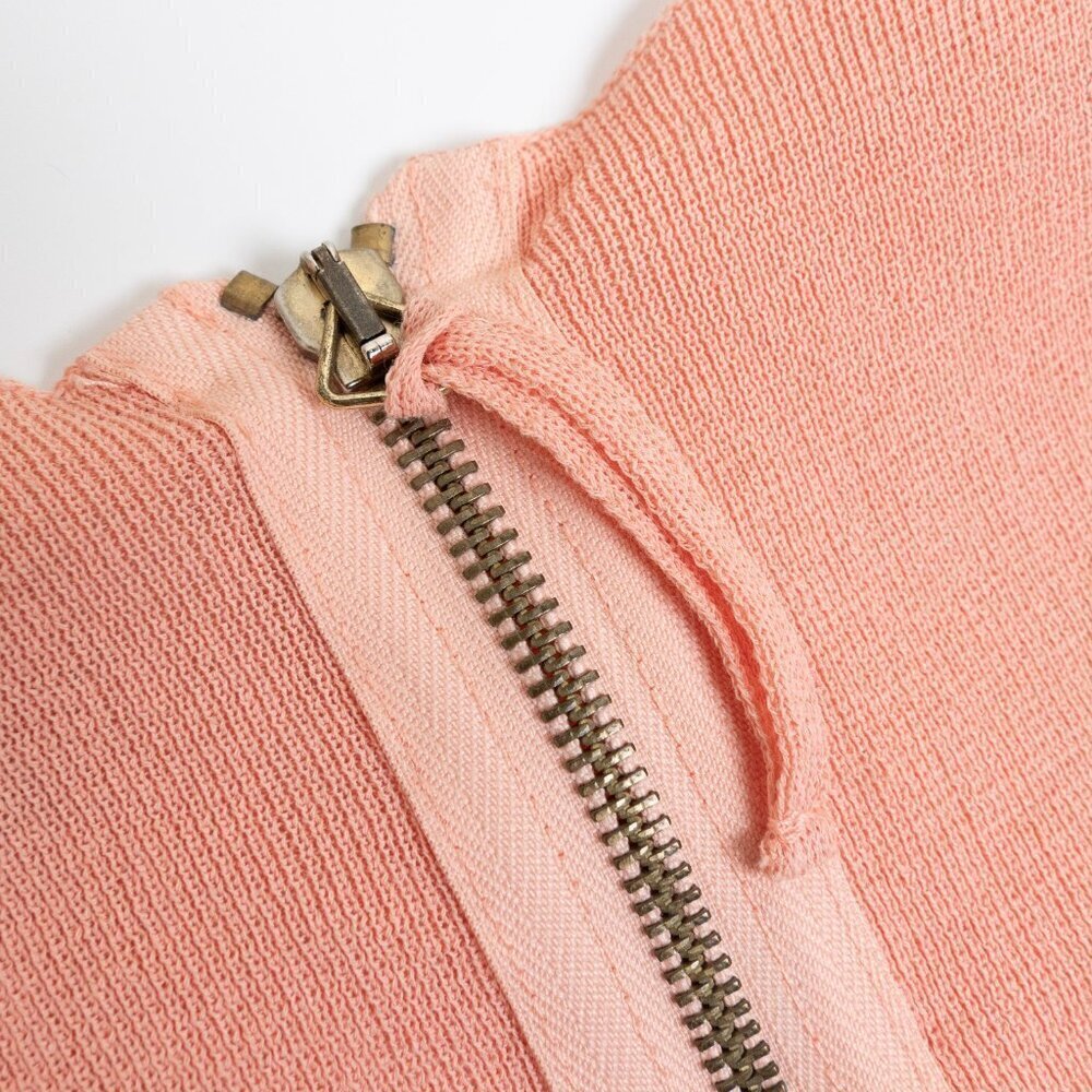Red Valentino Top Ruffle Lace Asymmetrical Knit Pullover Made in Italy - Picture 13 of 16